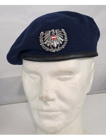 Genuine Surplus Austrian Army Beret Blue with Metal...