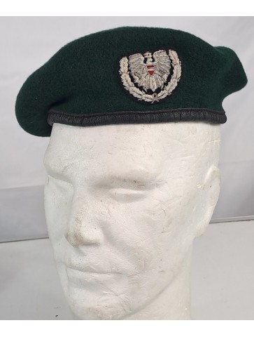 Genuine Surplus Austrian Army Beret Green with Metal...