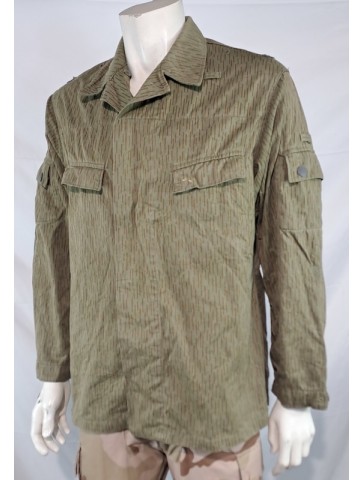 Genuine Surplus East German Strichtarn Raindrop Camo...