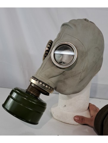 Genuine Surplus Russian Force Respirator Gas Mask (FOR...