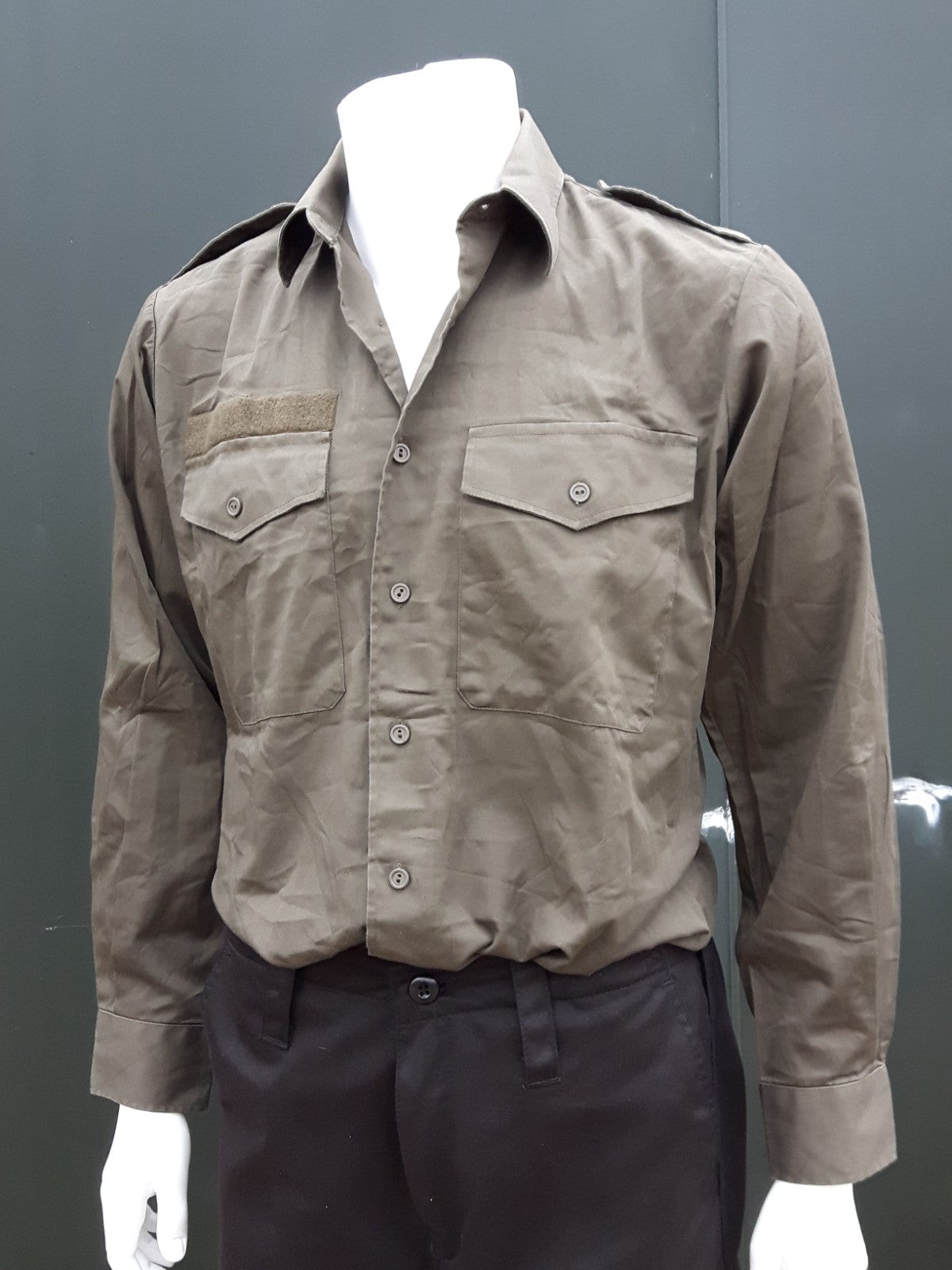 Genuine Surplus Austrian Army Field Shirt Lightweight Olive Shirt