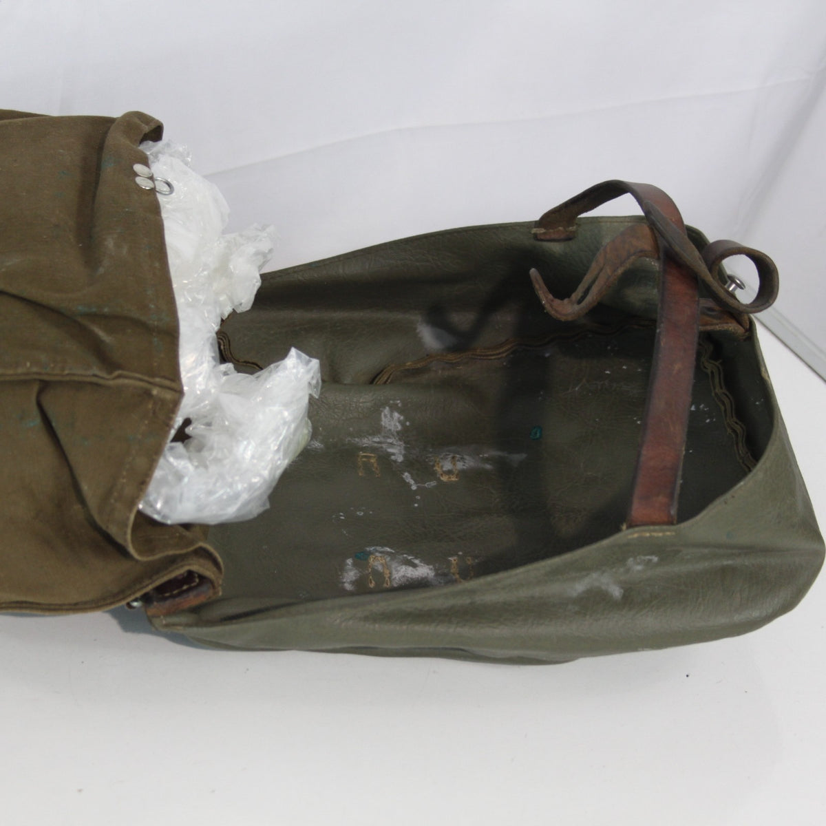 Genuine Surplus Swiss Army Vintage Bag Salt Pepper For Parts (3442)