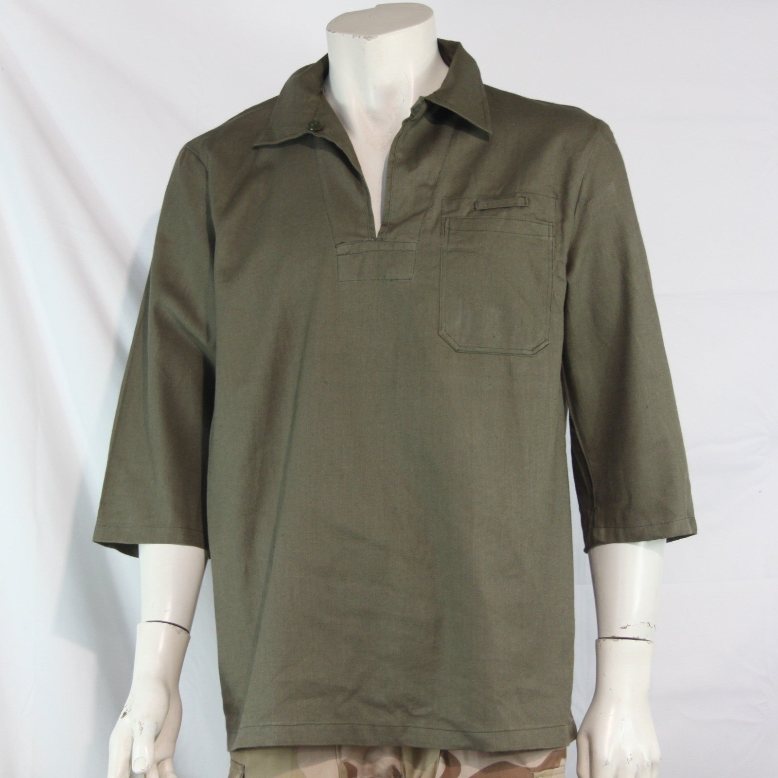 Genuine Surplus Overhead Military Shirt Olive Green Vintage  (4066)