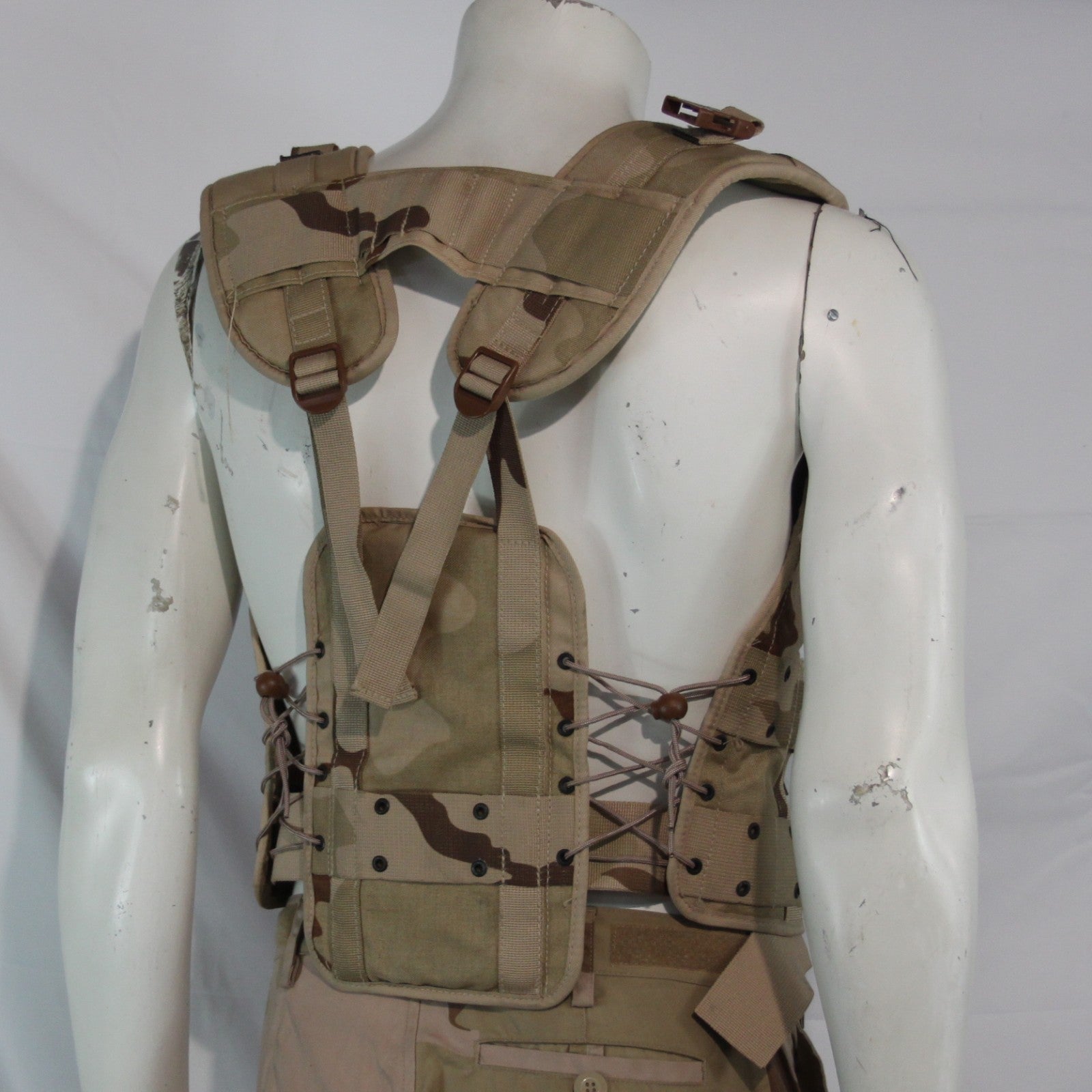 Dutch Surplus Assault Vest Plate Yoke Action Vest Airsoft Desert Camo 3962