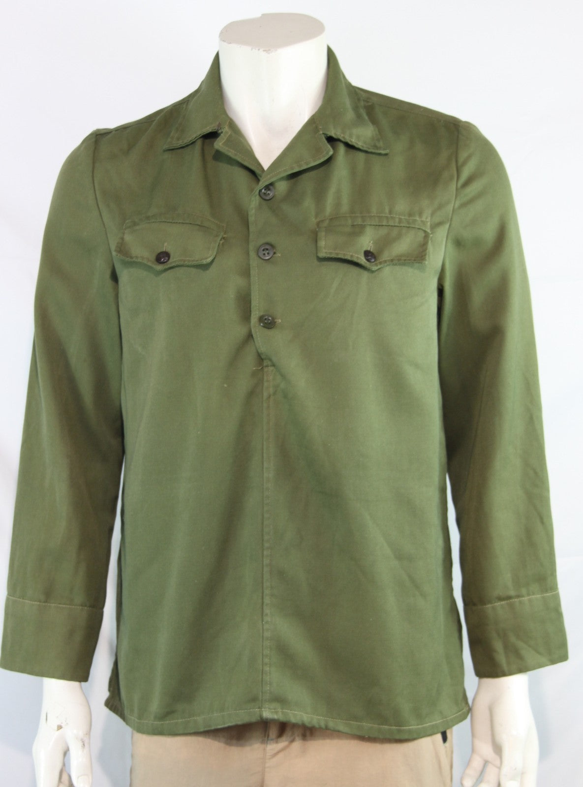 Genuine Surplus Bulgarian 3 Button Shirt olive Green (2250)