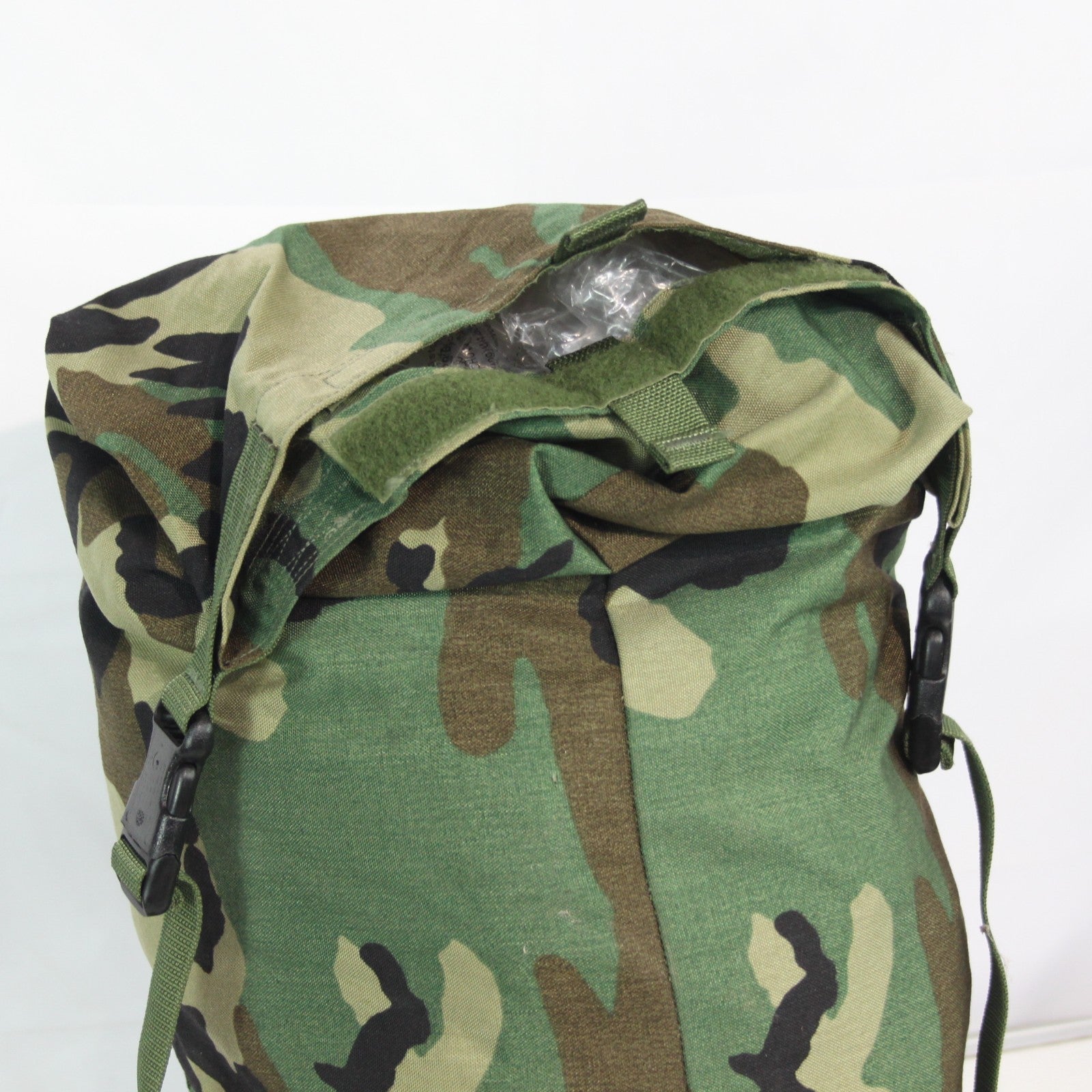 Genuine Surplus US Military Woodland Camo Pouch  Roll Top No Label (3436)
