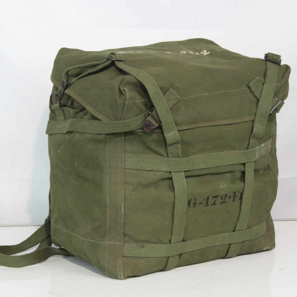 Genuine Surplus Vintage US Army WW2 Era Radio Carrier Rucksack Bag (3457)