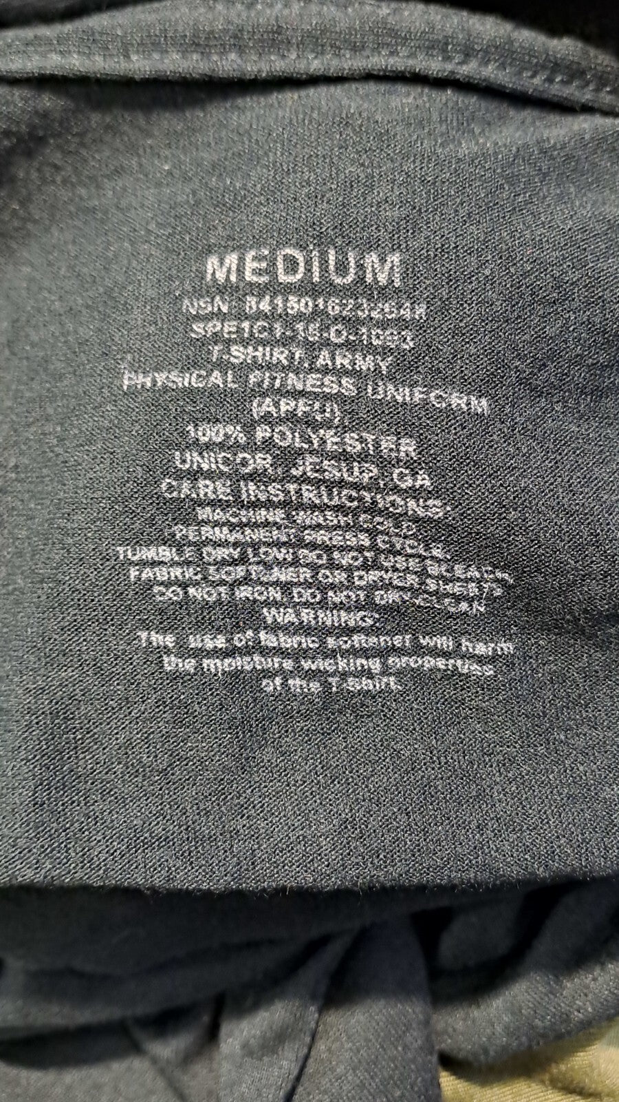 Genuine Surplus US Army Long Sleeve T-shirt Black Polyester Medium (2700)