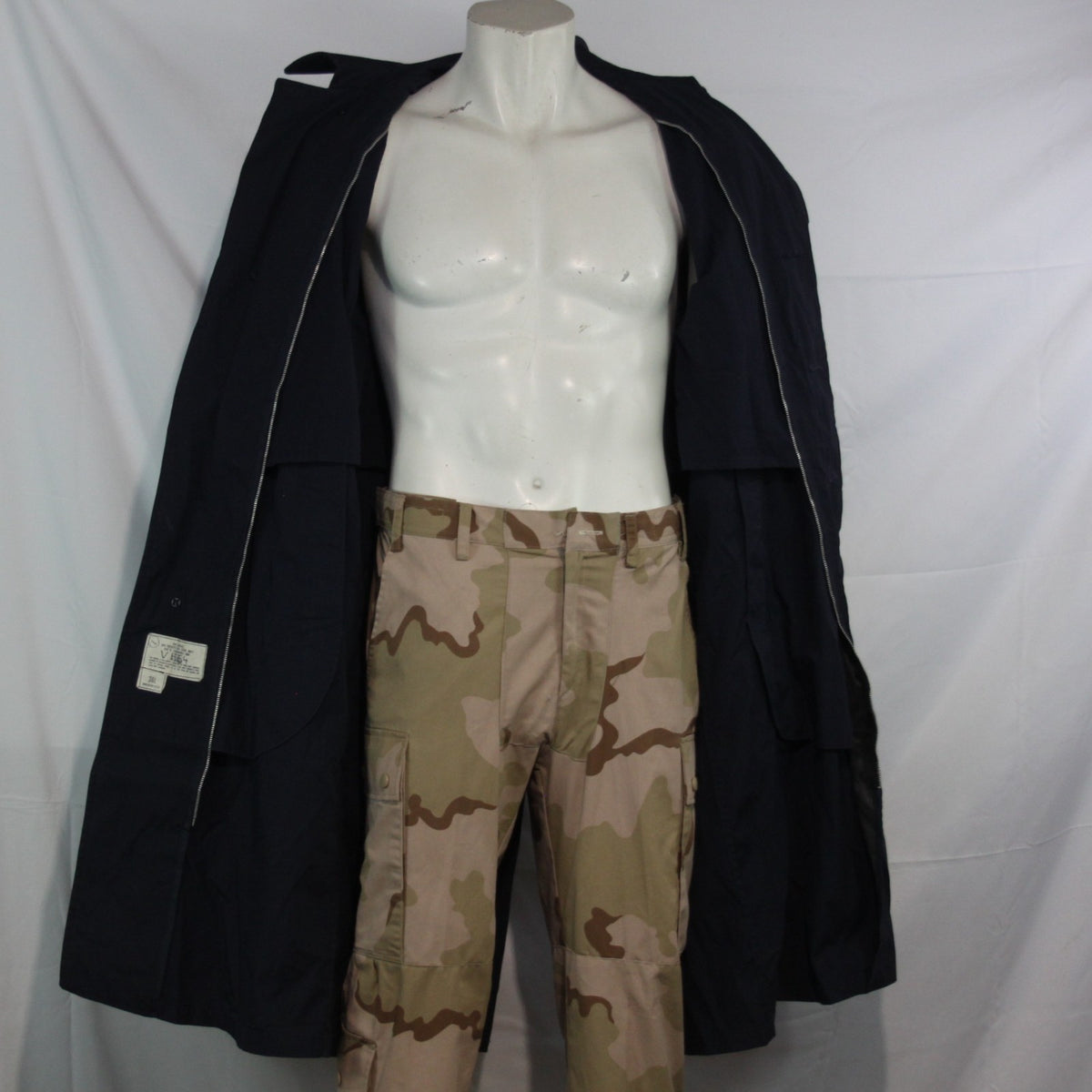 Genuine Surplus US Airforce Coat All Weather Navy Water Resistant 38" (3357)