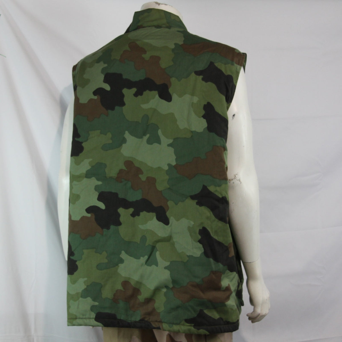 Serbian Army Faux Fur Lined Waistcoat Gilet Vest Camouflage 44" XL (3975)