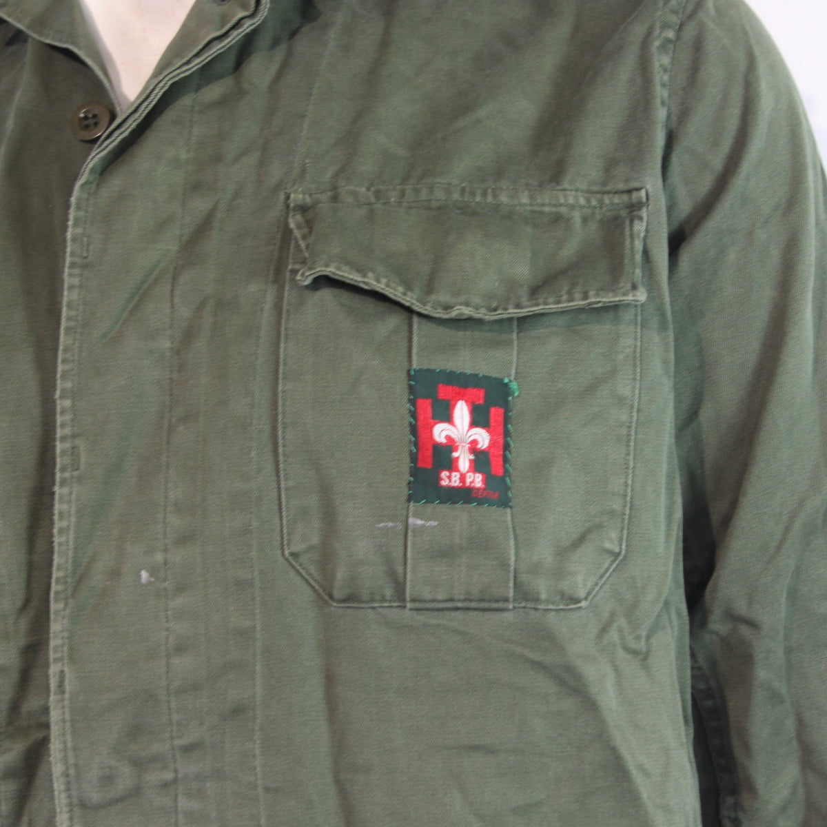 Genuine Surplus Boy Scouts of Belgium Olive Army Shirt 37" 1977 (4264B)