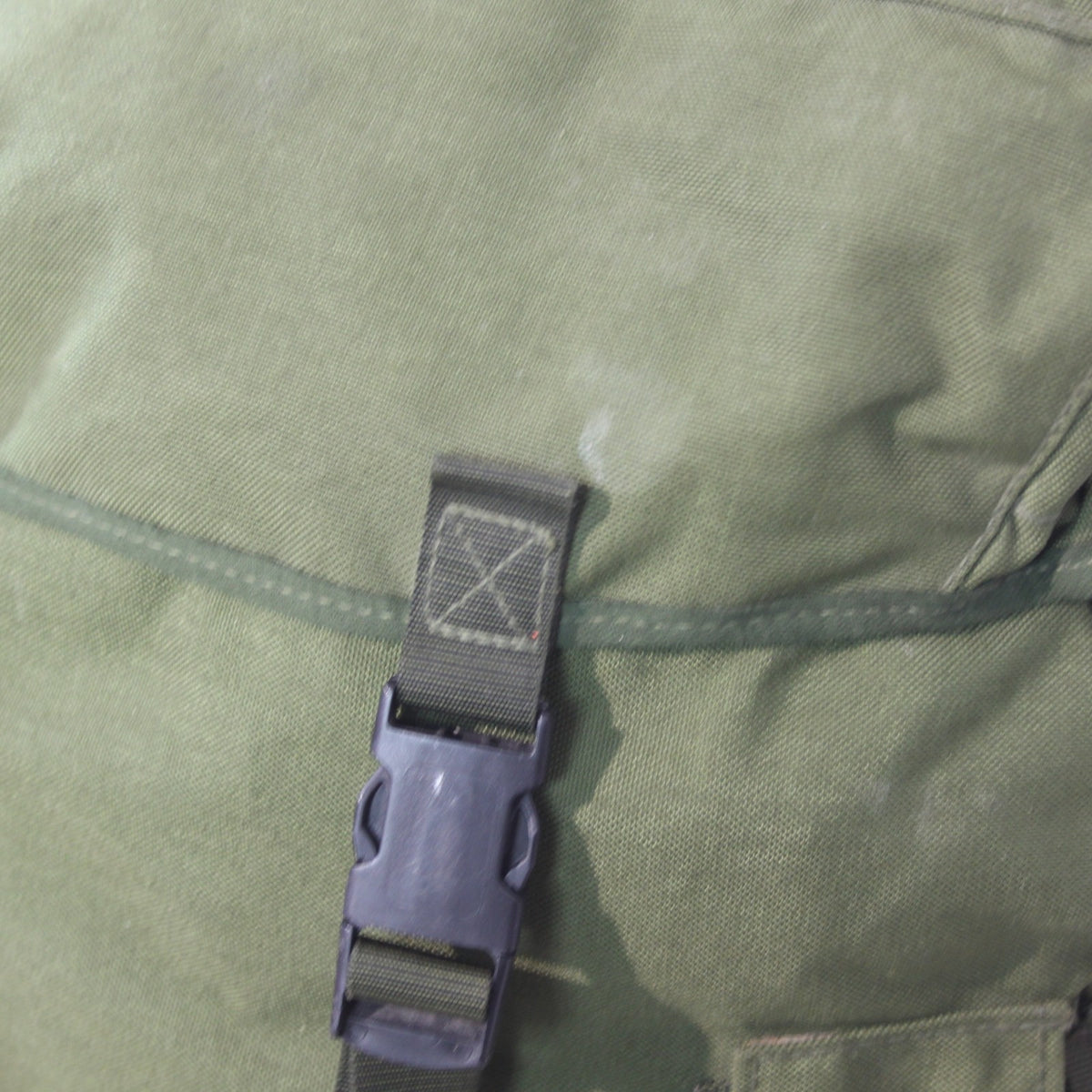 Vintage British Army PLCE Surplus Bergen Rucksack Olive Short Back (4019)