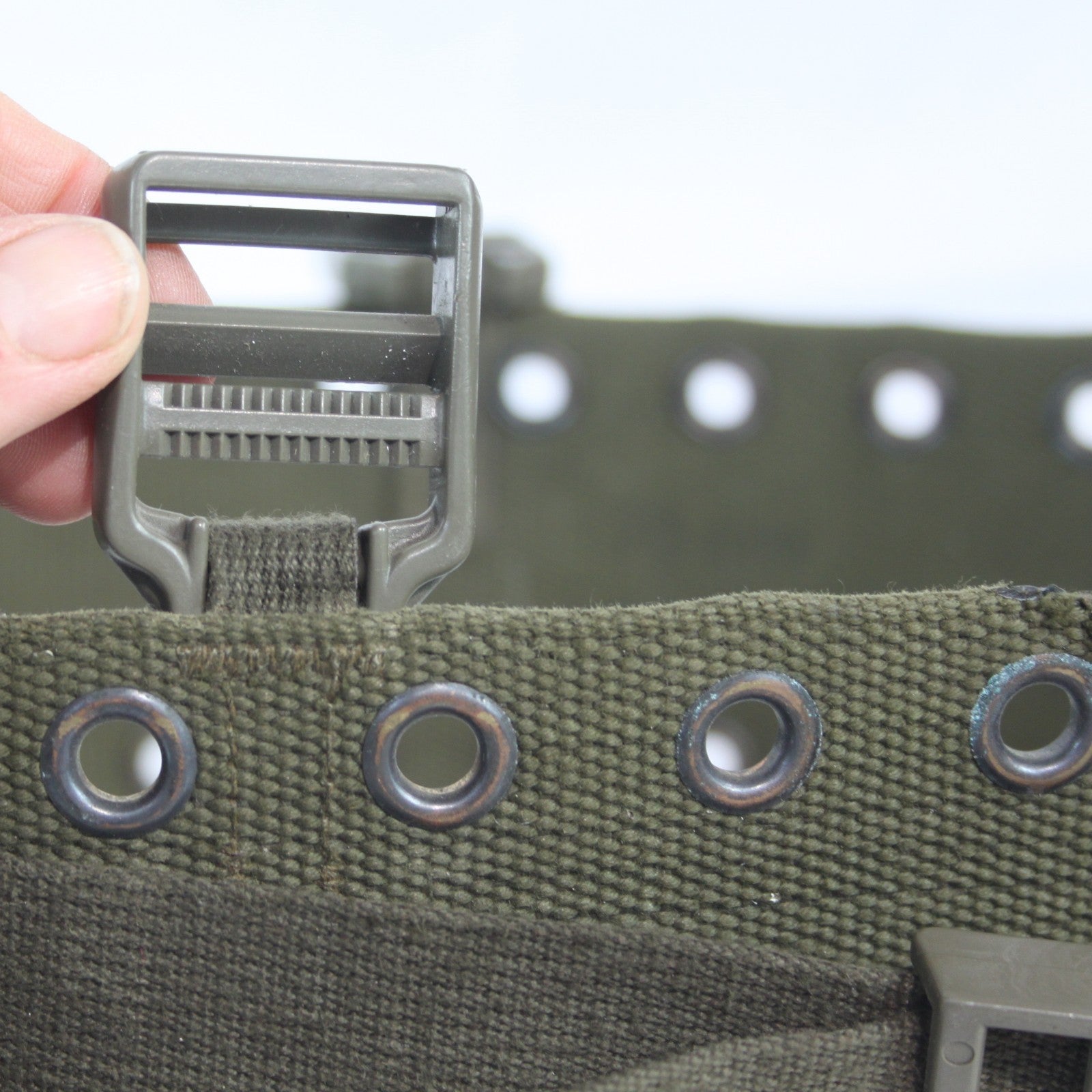 Genuine Surplus German Army Hip Belt Webbing Belt Olive 92mm Wide 34-38" (4091)