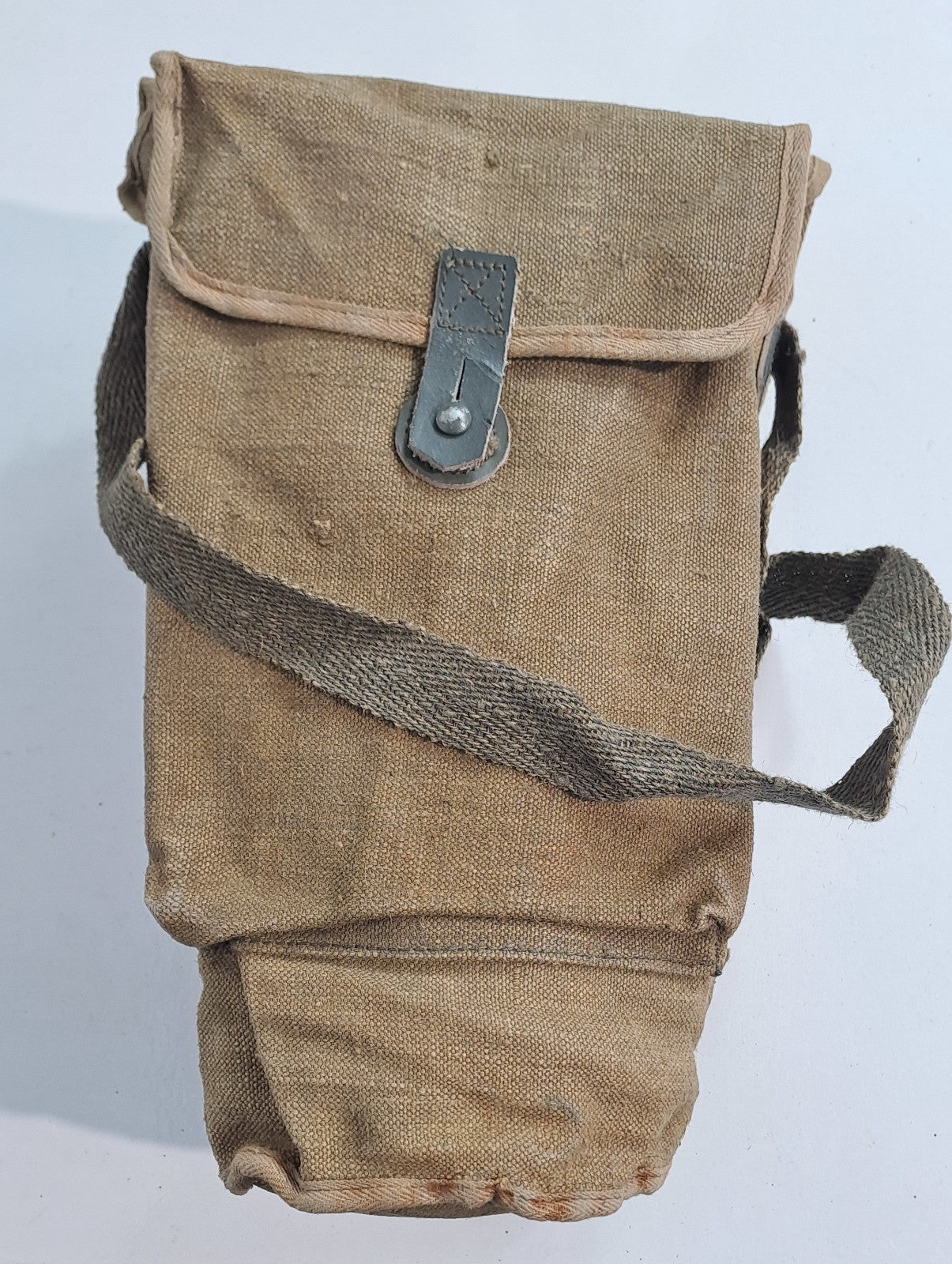 Genuine Surplus Italian Vintage WW2  Mask Bag Side Bag Canvas (1712)