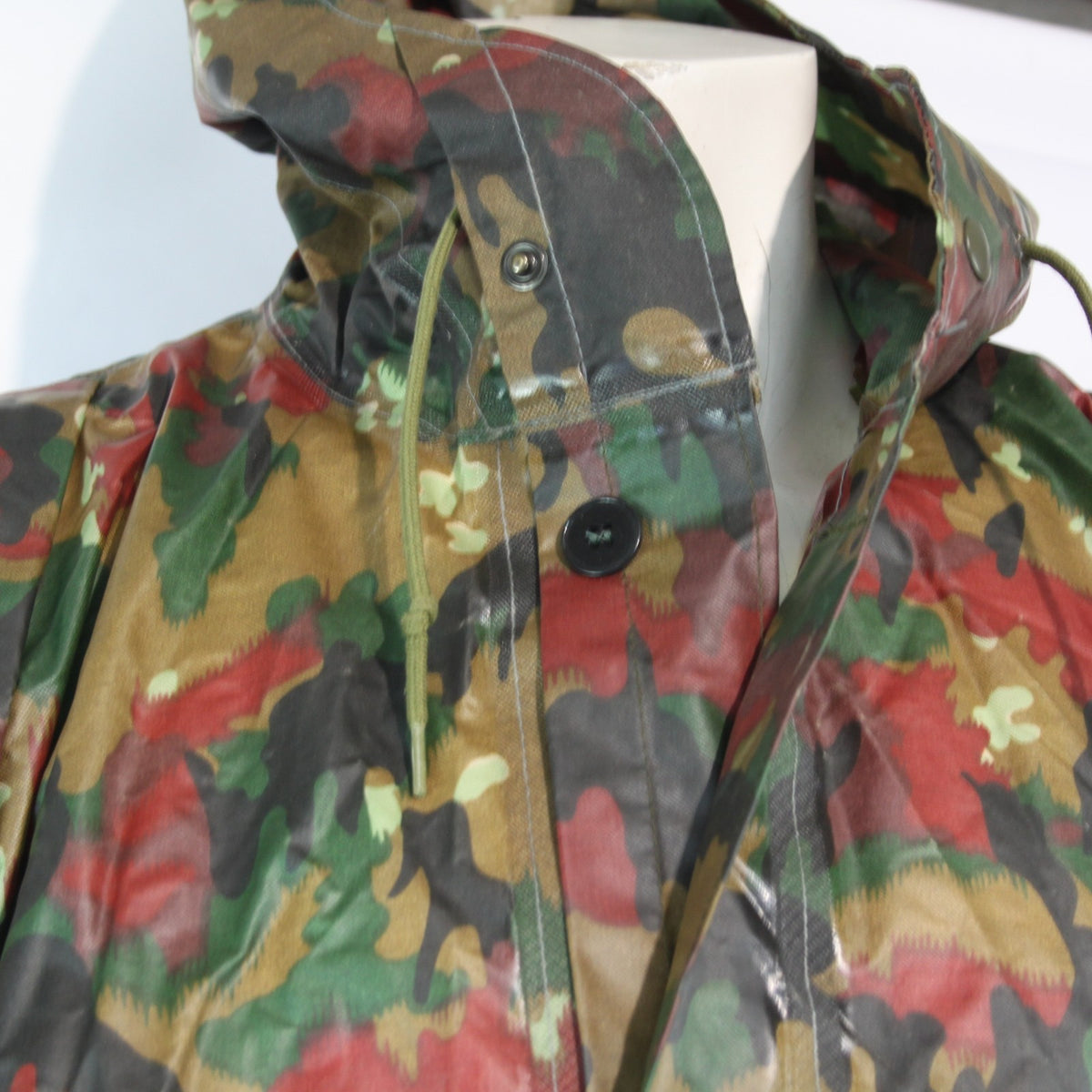 Swiss Army Poncho Cape Waterproof Rubberised Camouflage Genuine Surplus (4241)