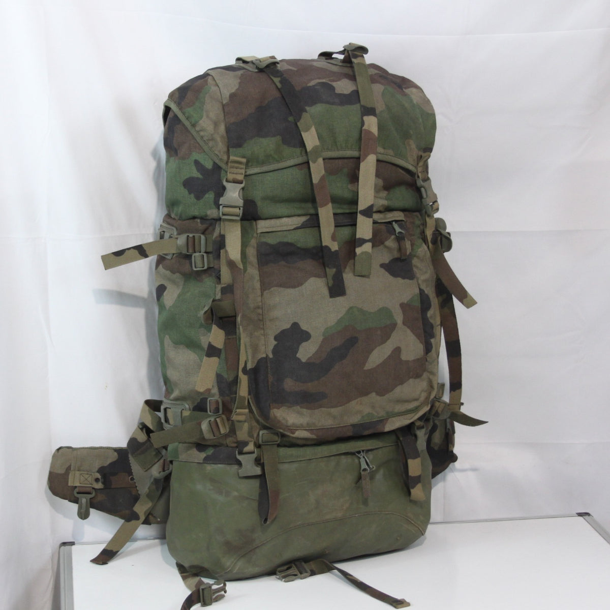 Genuine Surplus French Army Bergen Rucksack CCE Camo repaired (4183)