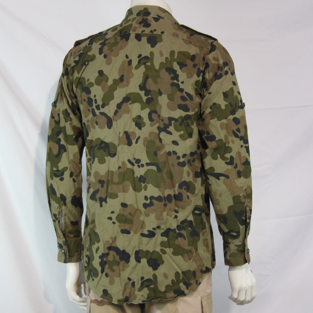 Romanian Army Oak Leaf Camo Shirt Genuine Surplus 14" Collar (4214)