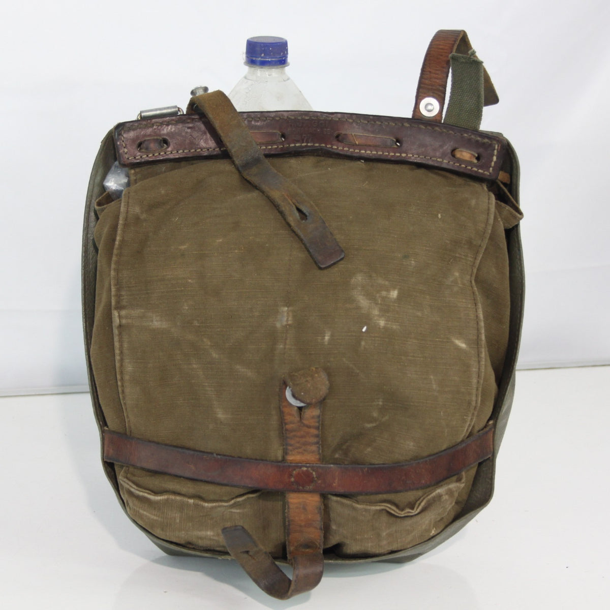 Genuine Surplus Swiss Army Vintage Bag Salt Pepper For Parts (3442)