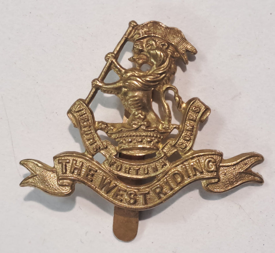Genuine Surplus British Army Military Cap Badge West Riding Regiment 2633