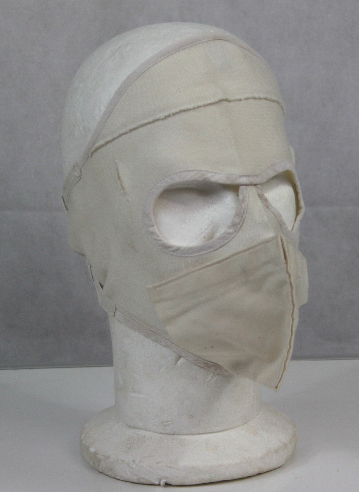British Forces Extreme Cold Weather Arctic Face Mask Cream White G1
