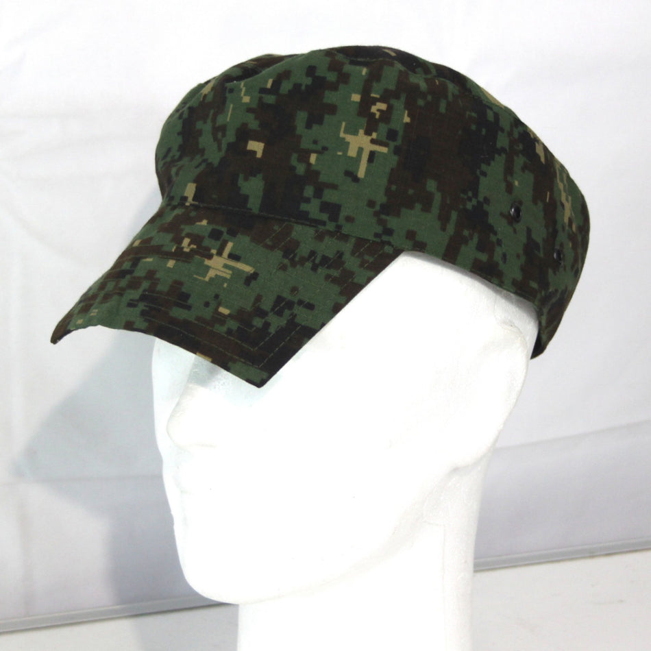 Digital Camouflage Peak Cap Similar to French F1 Cap Size 63cm XL   (3941)