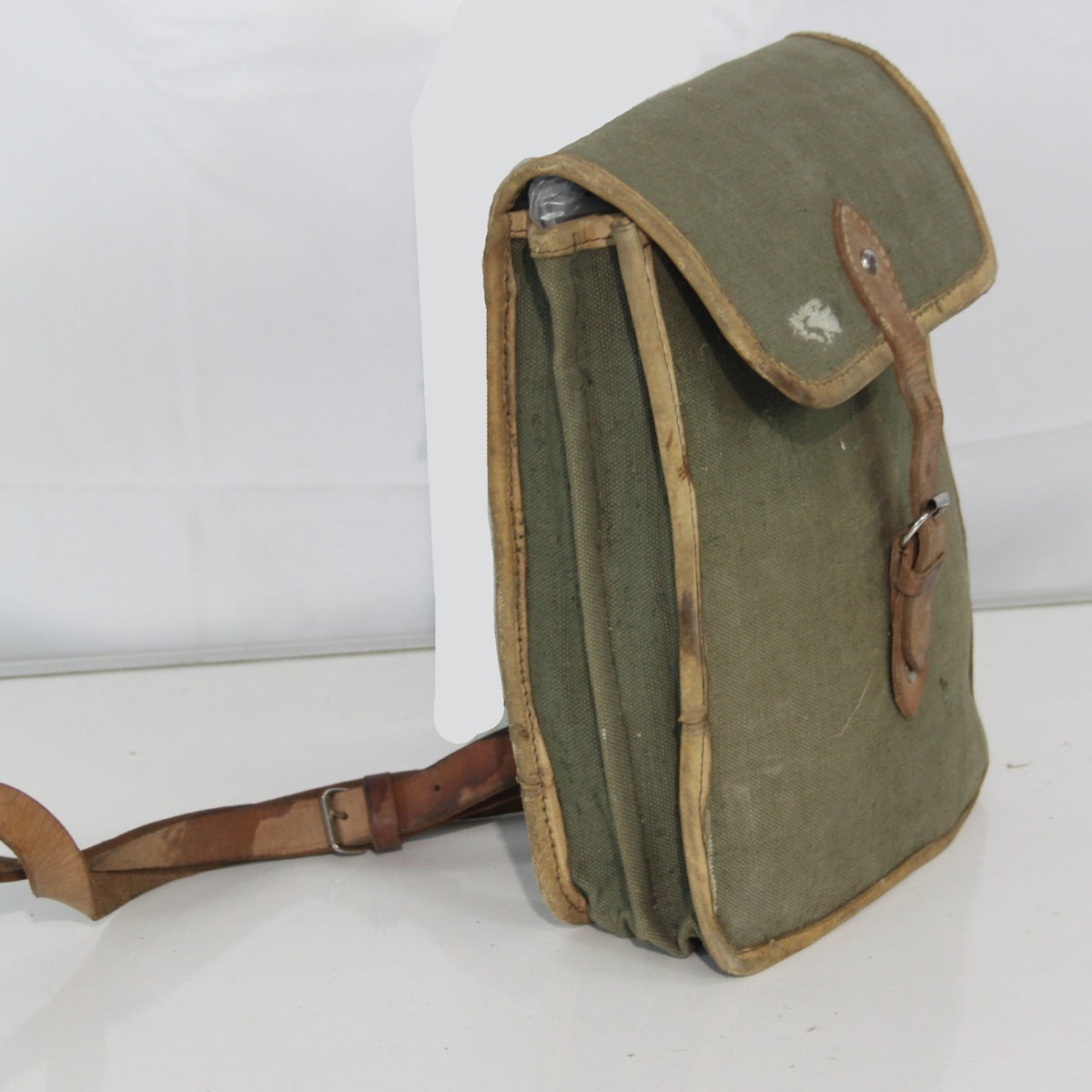 Genuine Surplus Vintage East European Army Map / Admin Case Leather trim (3438)
