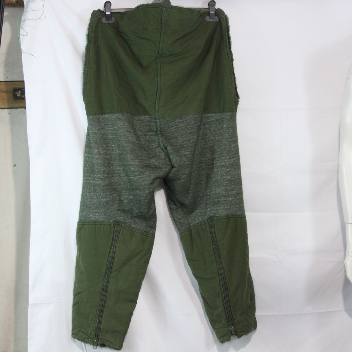 Genuine Surplus Swedish  Army Faux Fur Over-Trouser Liners Thermal 36-38" (3775)