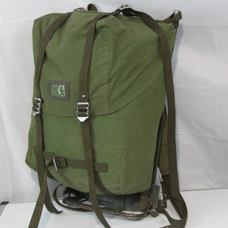 Genuine Surplus Vintage Swedish Army External Frame Bergen Rucksack (4150)