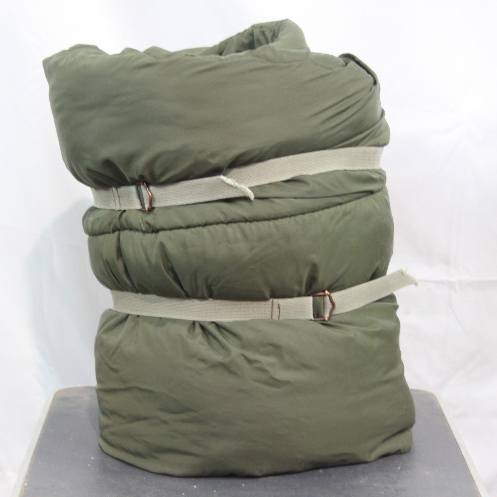 Austrian Army Genuine Surplus Sleeping Bag Olive Side Zips  (4394)