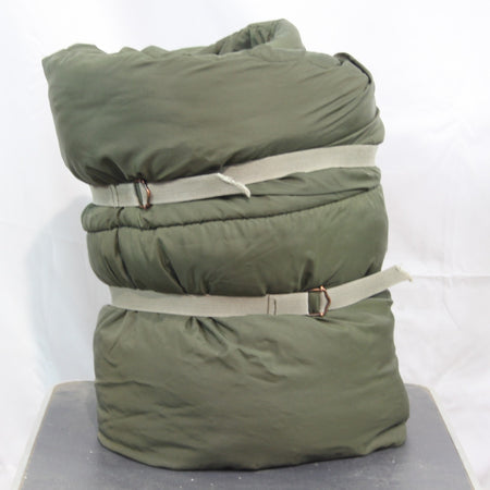 Austrian Army Genuine Surplus Sleeping Bag Olive Side Zips  (4394)