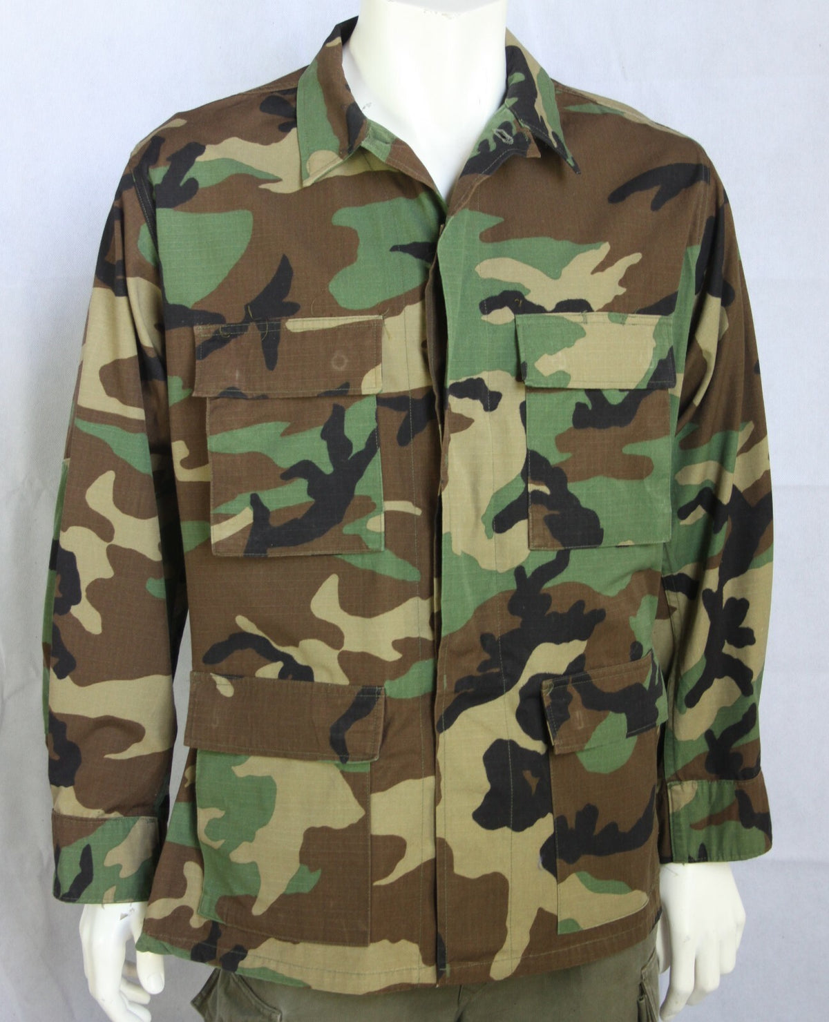 Genuine Surplus Vintage US Army Woodland Camouflage Ripstop BDU Jacket No Badges