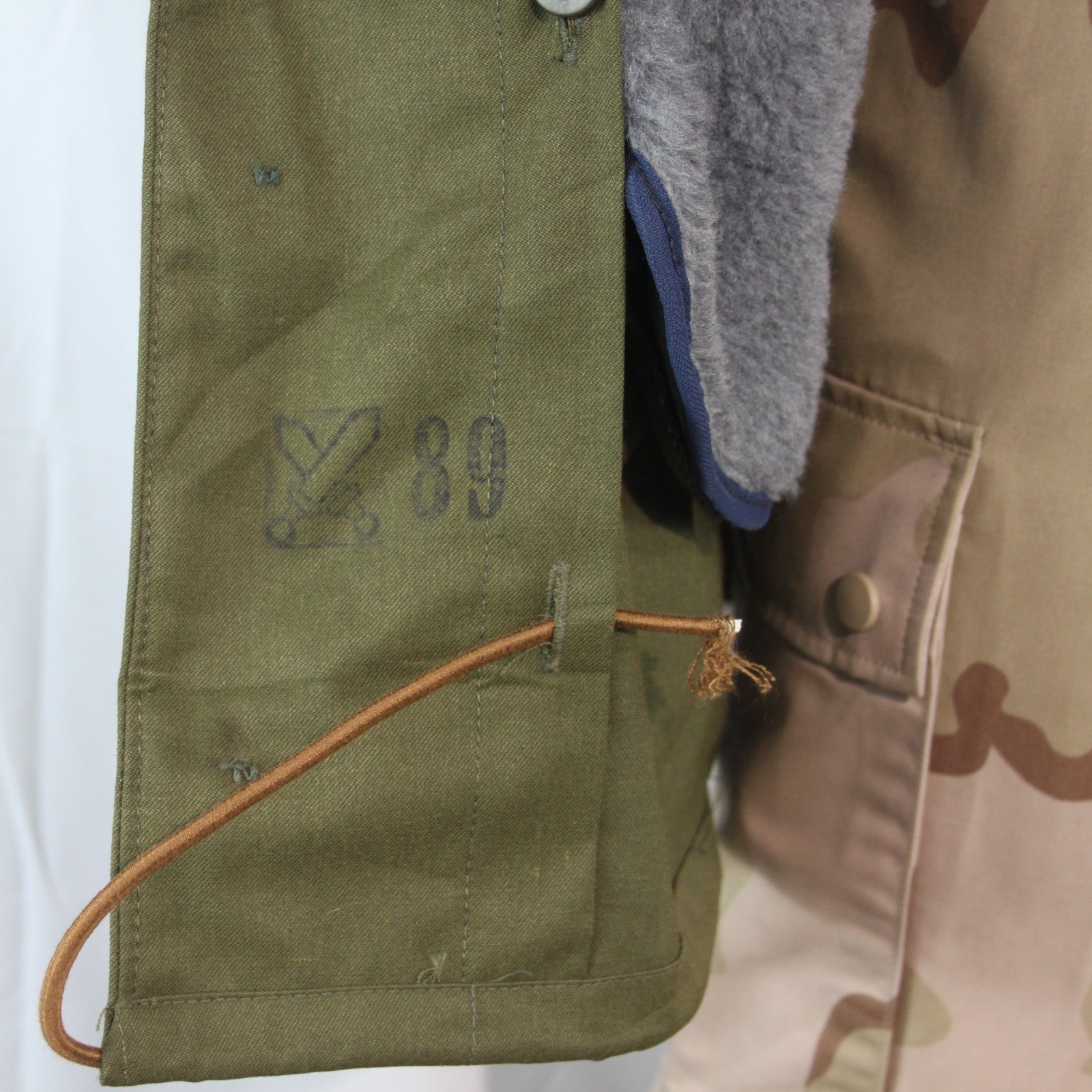 Genuine Surplus Vintage Czech Army Olive FFur Canvas Belted Parka Canvas 3744