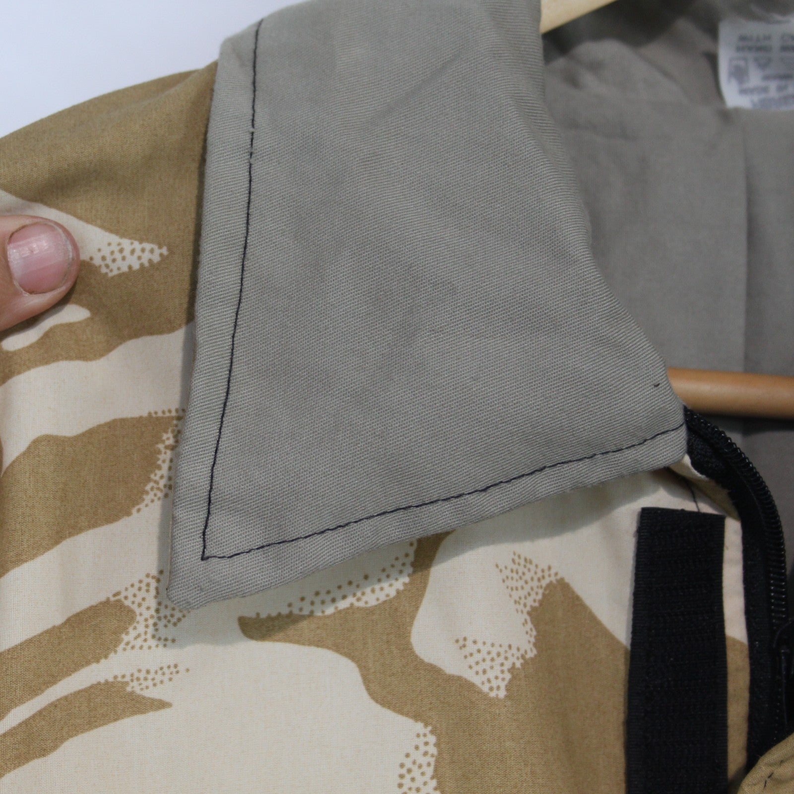 Genuine Surplus Design Sample Army Desert Combat Jacket 32" Chest (3548)