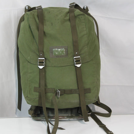Genuine Surplus Vintage Swedish Army External Frame Bergen Rucksack (4150)