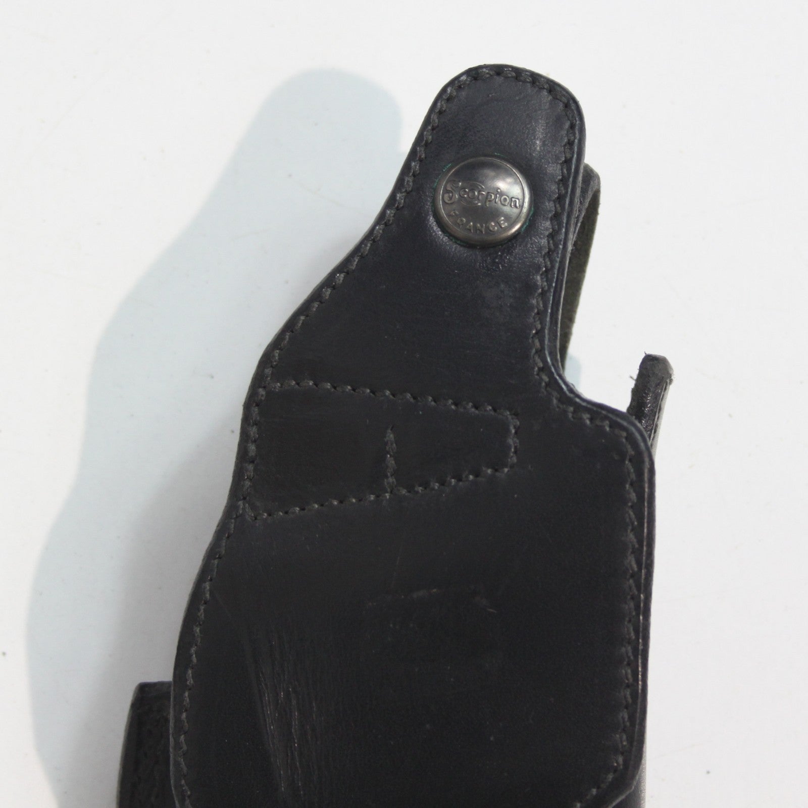 Scorpion Leather Closed belt Holster black (4055)