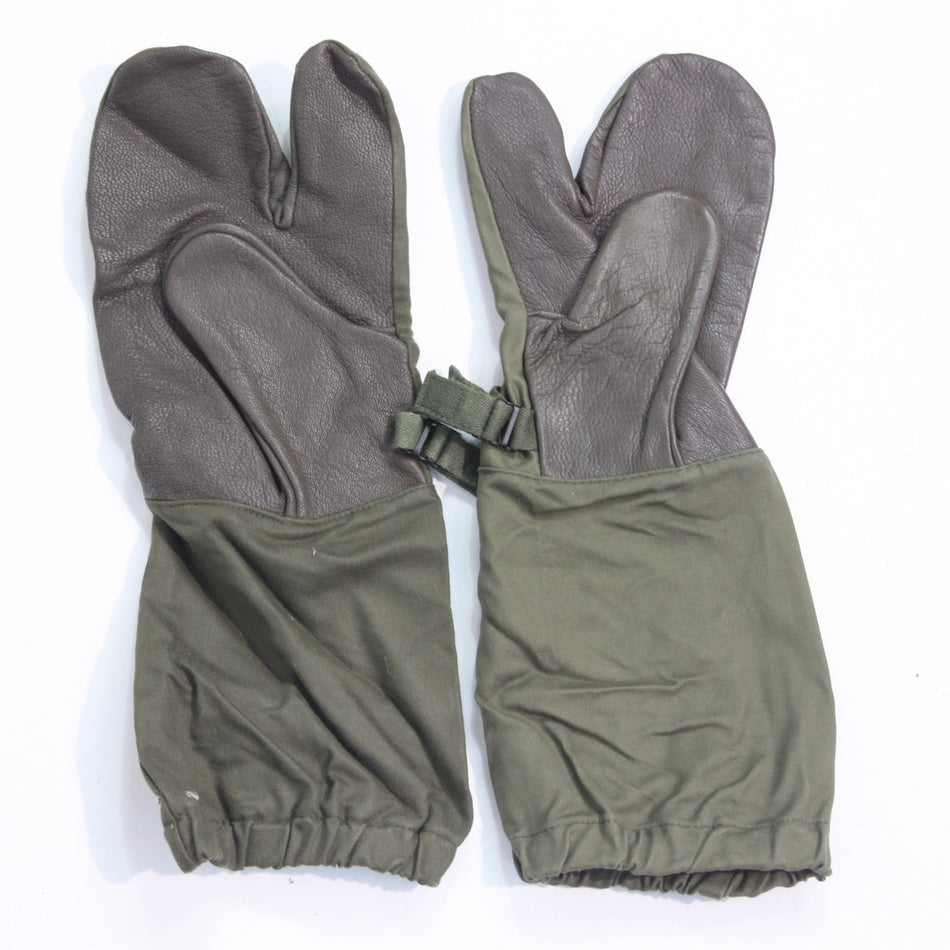 Leather Palm 1970's Vintage Dutch Army Mittens Genuine Surplus mismatch (4408)