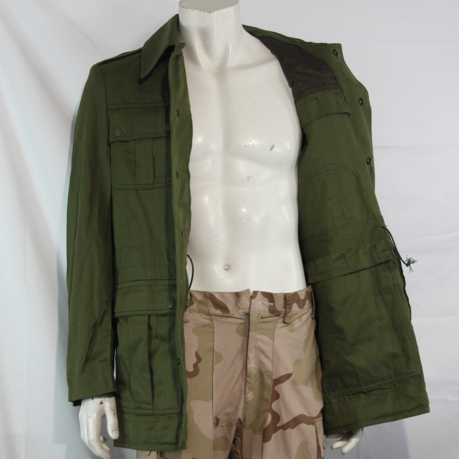 Genuine Surplus Hungarian Army Field Jacket Olive Green 38-40" Chest (3743)