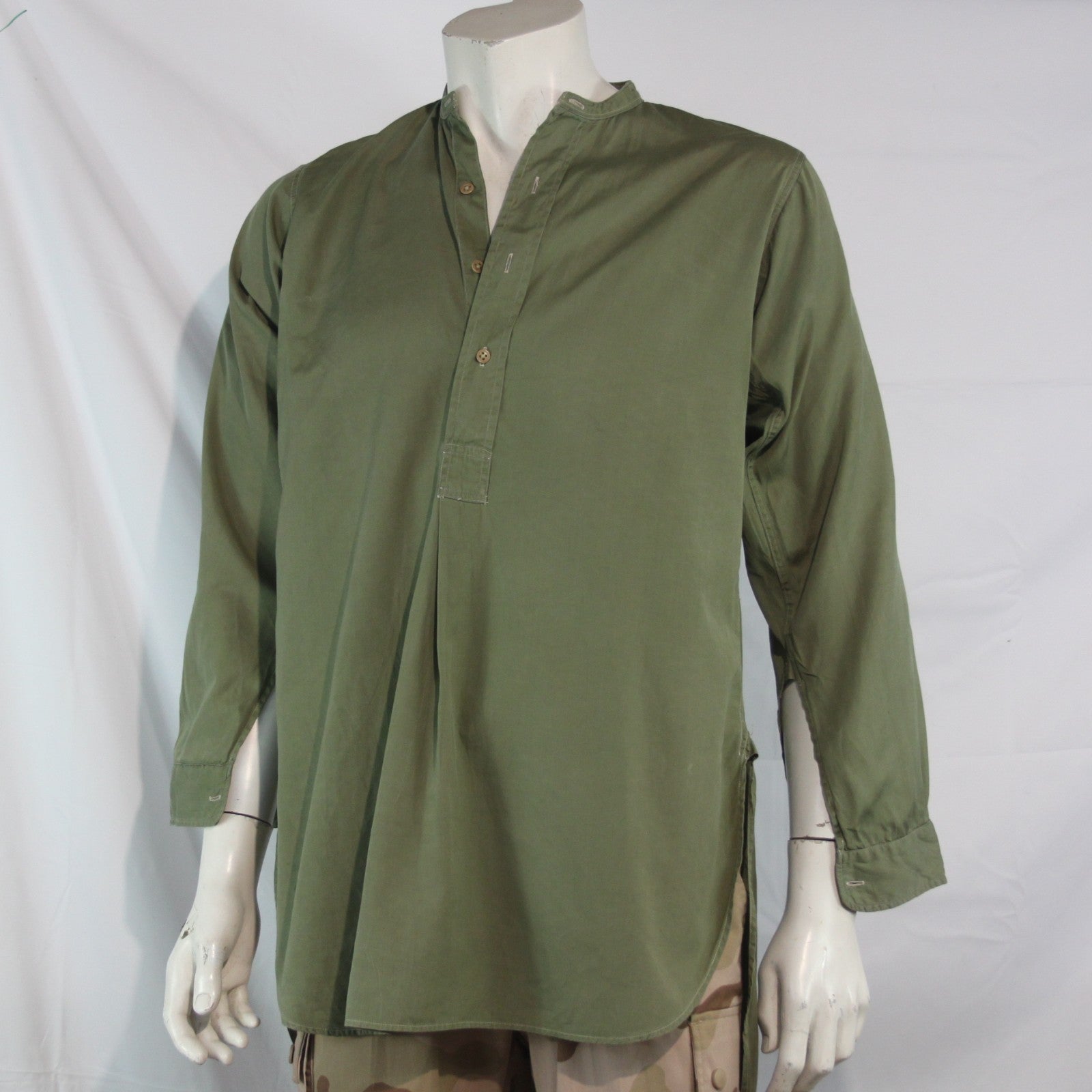 Genuine Surplus Military Overhead Shirt Olive Green 40-42" (4065)