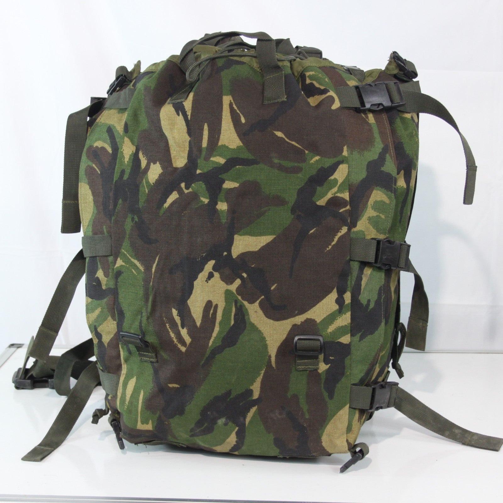 Genuine Surplus British Army Radio Bergen Rucksack DPM Missing Lid (3761)