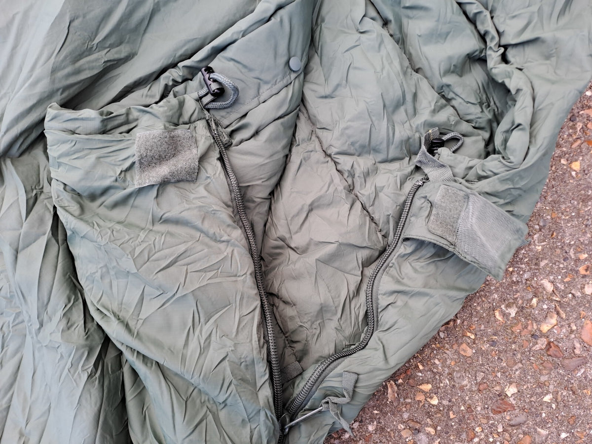 Genuine Surplus Spanish Military Sleeping Bag Lightweight 2 Season (2556)
