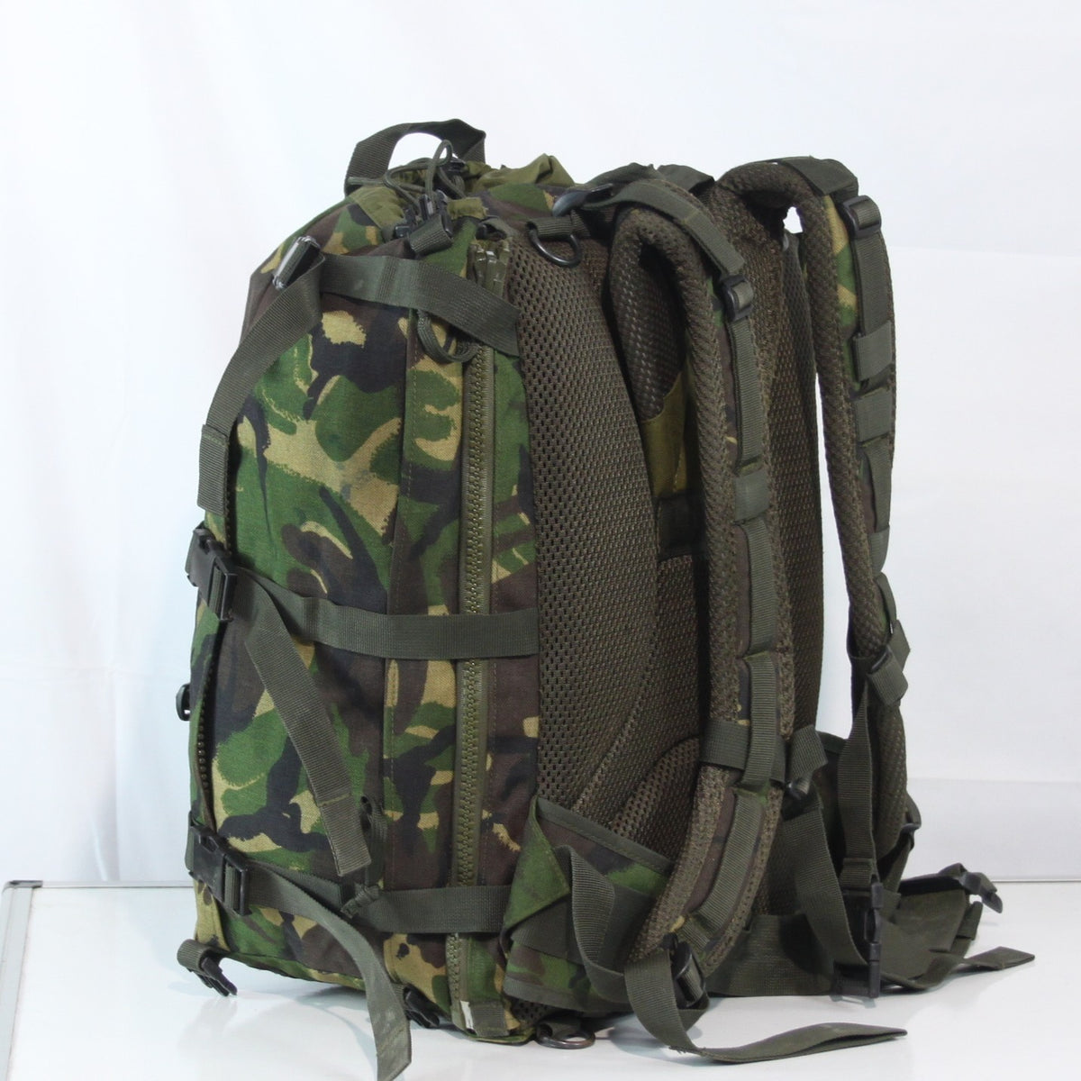 Genuine Surplus British Army Radio Bergen Rucksack DPM Missing Lid (3761)