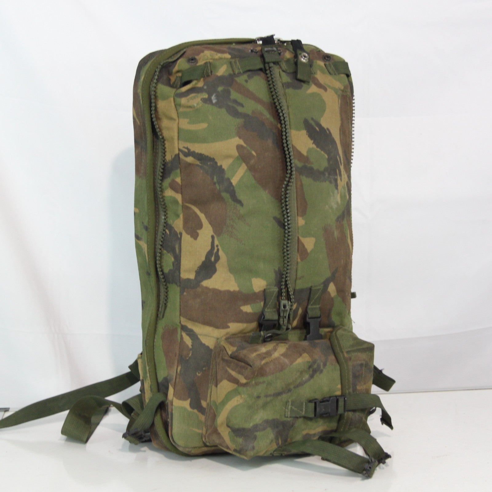 Genuine Surplus British Army Radio Rucksack Carrier DPM Camo Bag (3455)