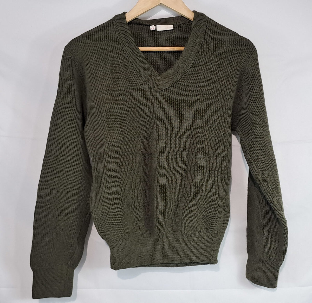 Genuine Surplus French Military Army V- Neck Jumper Olive 55% Wool 38" (2707)