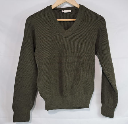 Genuine Surplus French Military Army V- Neck Jumper Olive 55% Wool 38" (2707)