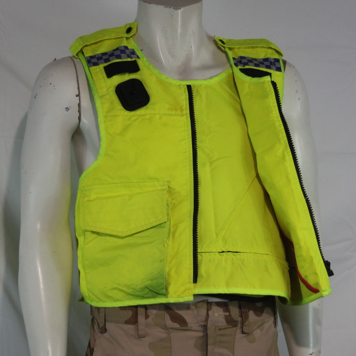 Hi Visibility Body Armour Cover Yellow Pockets Vest Genuine Surplus XS (4029)