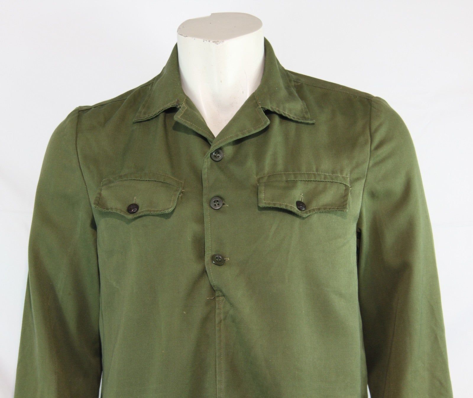 Genuine Surplus Bulgarian 3 Button Shirt olive Green (2250)