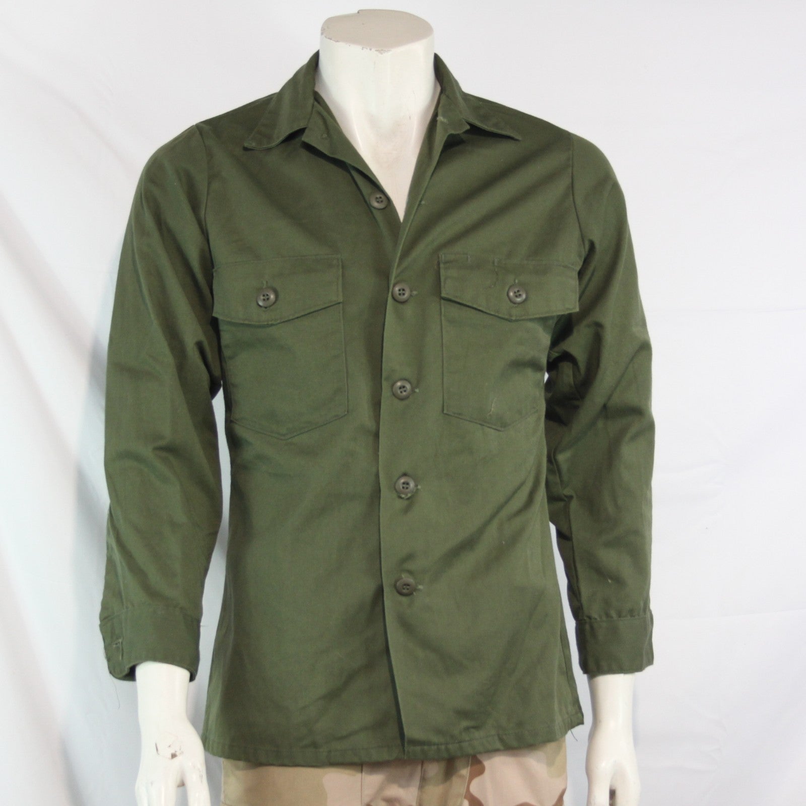 Vintage US Army Shirt Olive Utility Shirt Genuine Surplus 14.5"  (4133