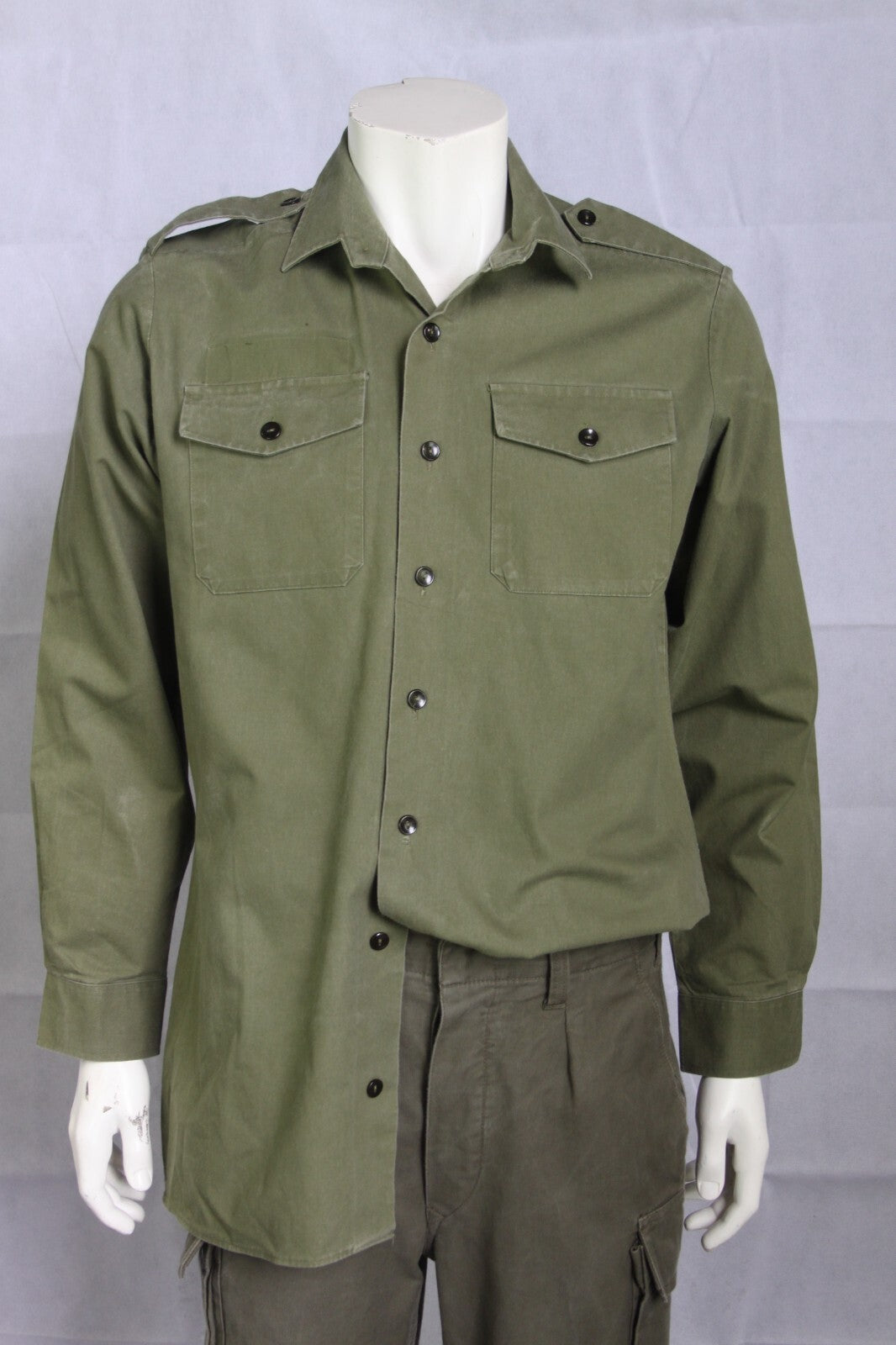 Genuine Surplus Vintage British Army Cotton Working Shirt Olive Green