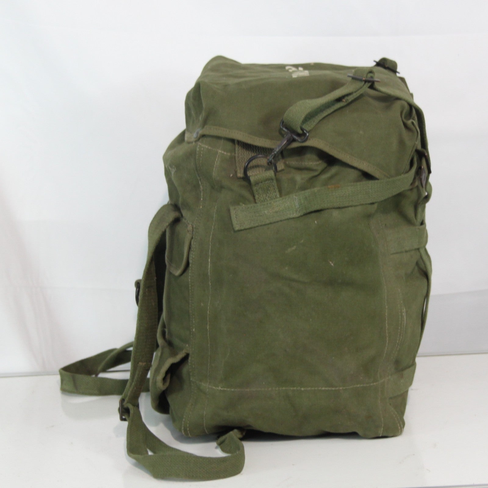 Genuine Surplus Vintage US Army WW2 Era Radio Carrier Rucksack Bag (3457)