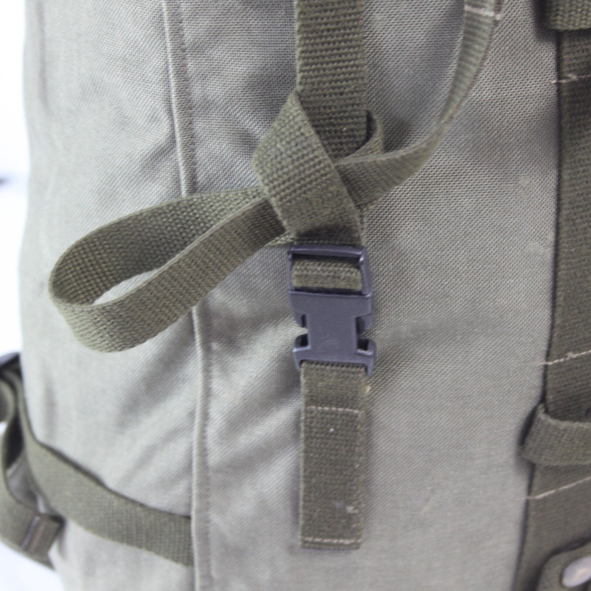 Genuine Surplus Austrian Military Army Canvas Rucksack Daysack 30L Olive (3247)